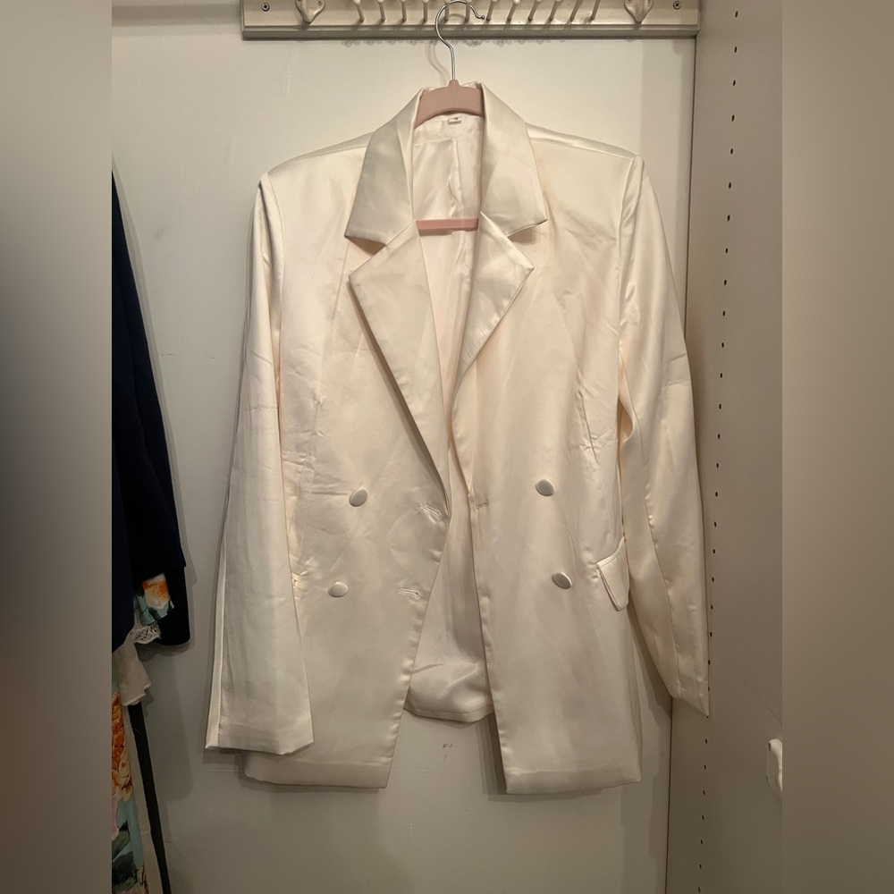Women's Cream Double-Breasted Satin Blazer
